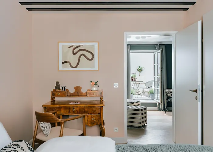 Clemonte Hotel - Your Reception-Less Boutique Hideaway